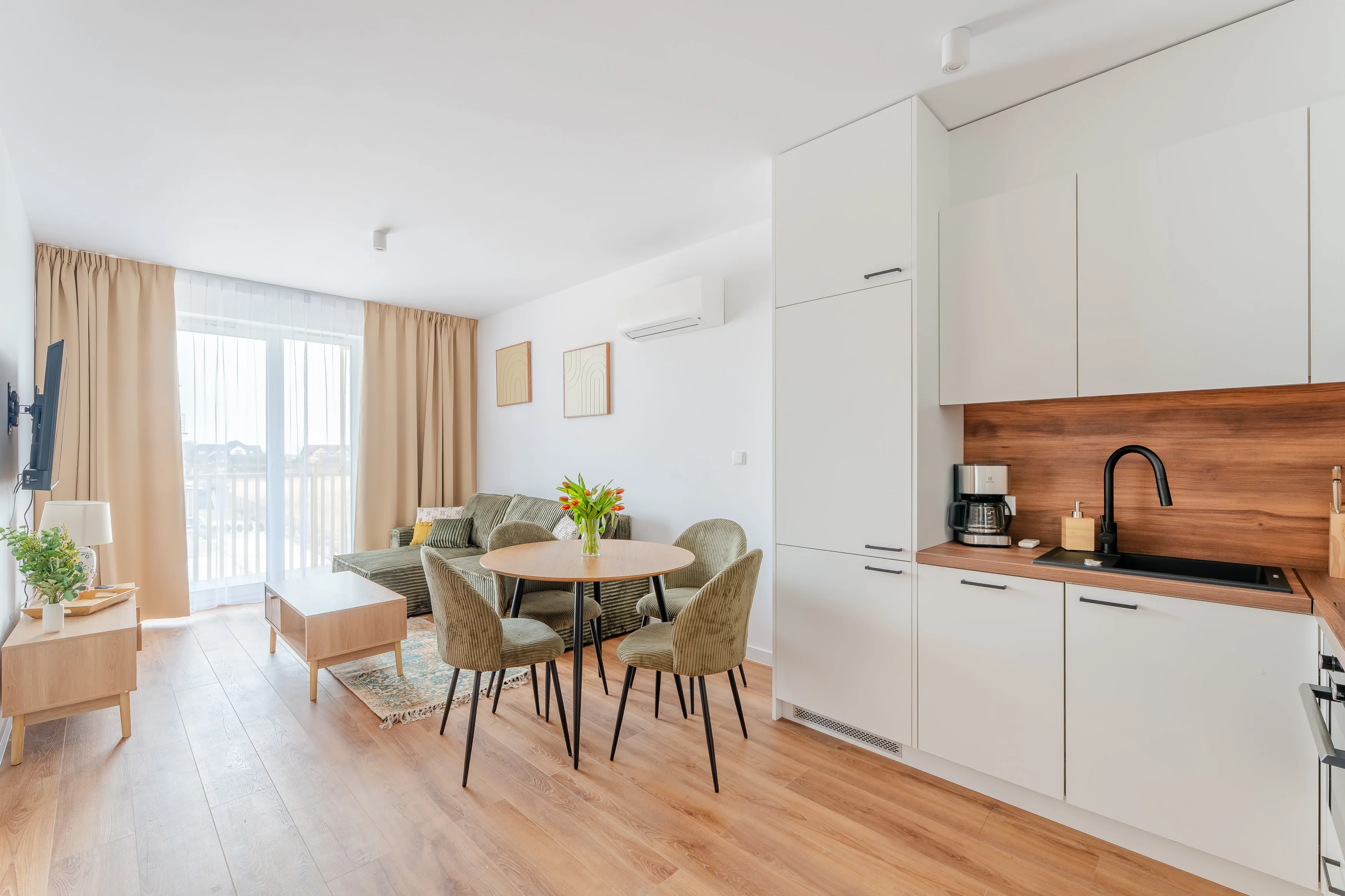 M21 Apartament z sypialnią i aneksem kuchennym